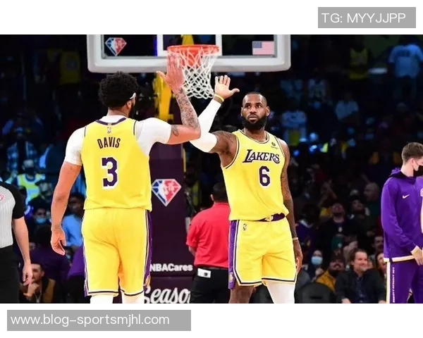 明日对湖人阿夫迪亚缺阵小杨未被召回出战成疑情况分析 明日对湖人阿夫迪亚缺阵小杨未被召回出战成疑情况分析