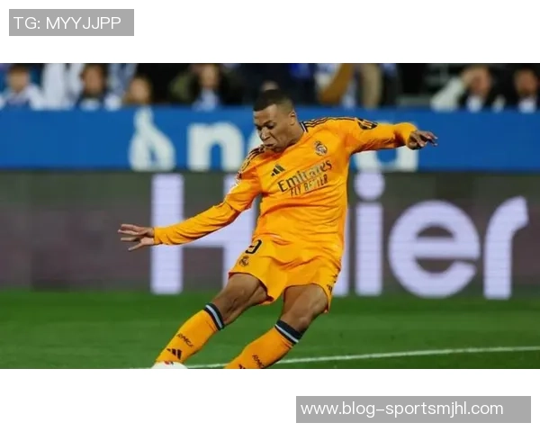 皇马官方确认姆巴佩与马斯坦托诺伤情无碍将继续参赛